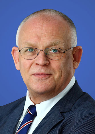 Dr. Bernhard Bellinger