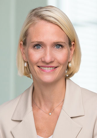 Dr. Theresa von Fugler · © Fotocredit SANOFI/Joppen
